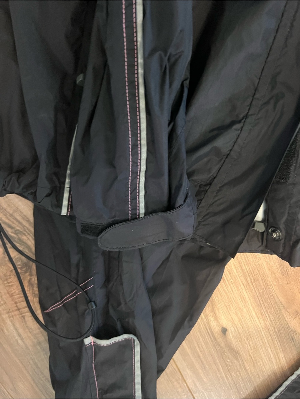 Harley Davidson Women's rain suit Jacket & Pants - Picture 3 of 8